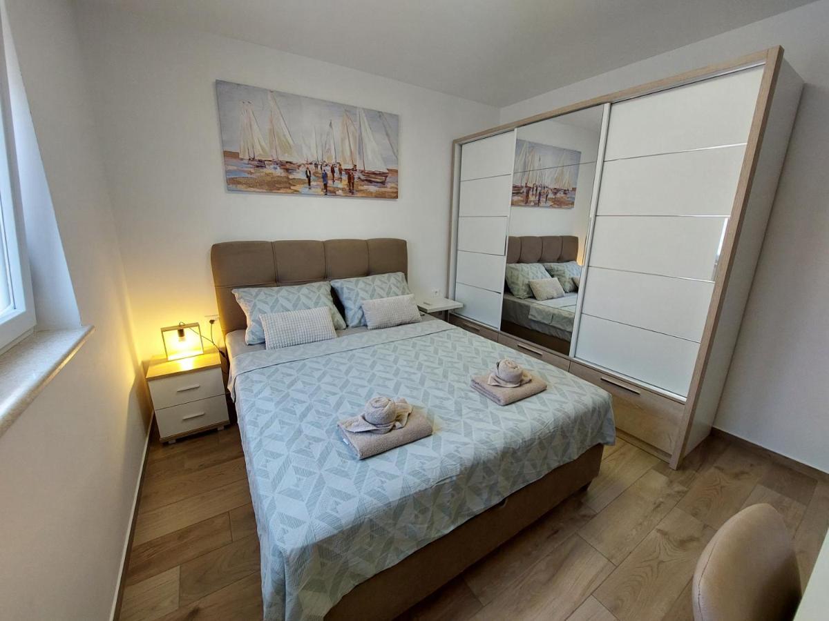 Valux Apartman Pula Exterior foto